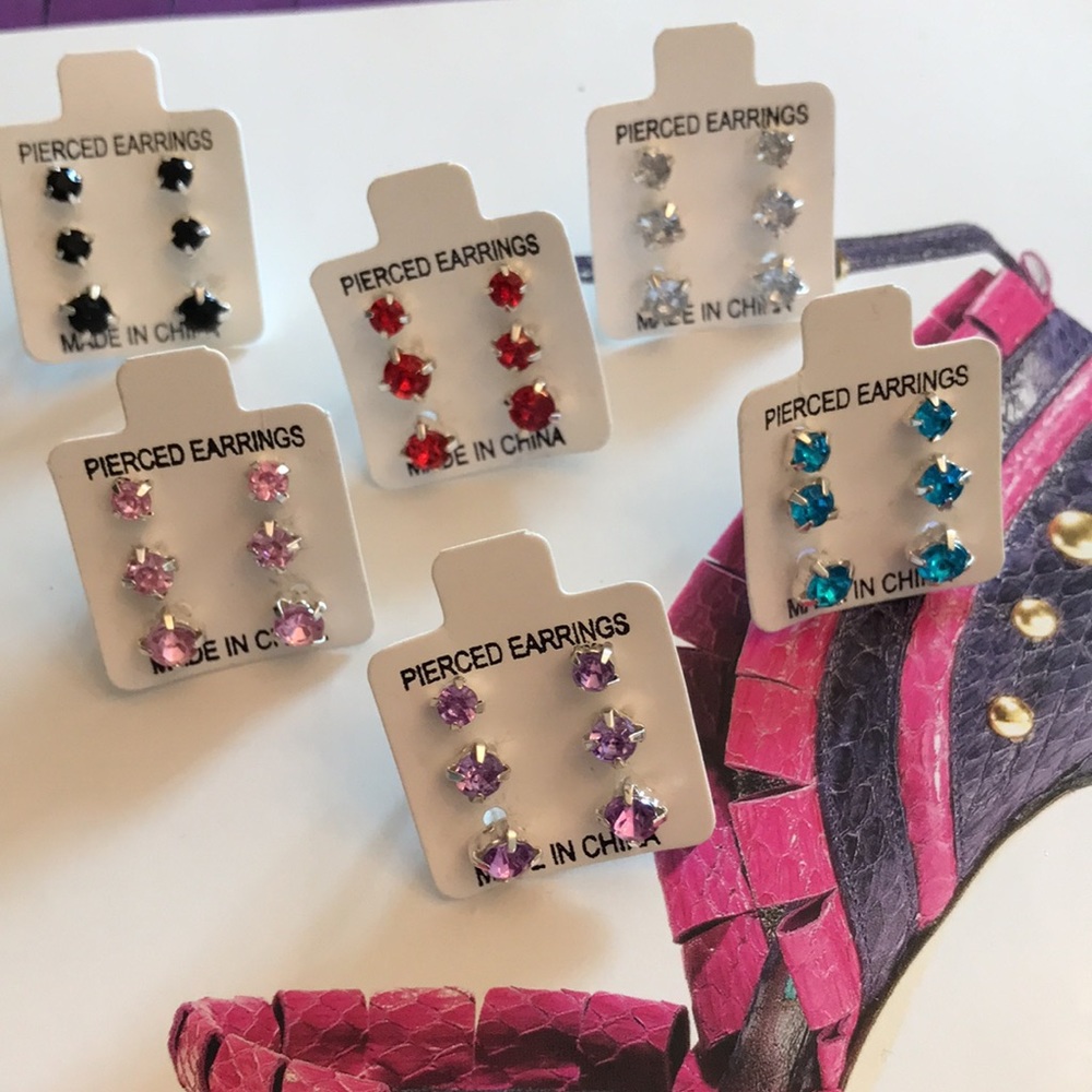 Set of 18-pairs of Rhinestone Stud pierced earrings. NWOT. - Picture 3 of 11